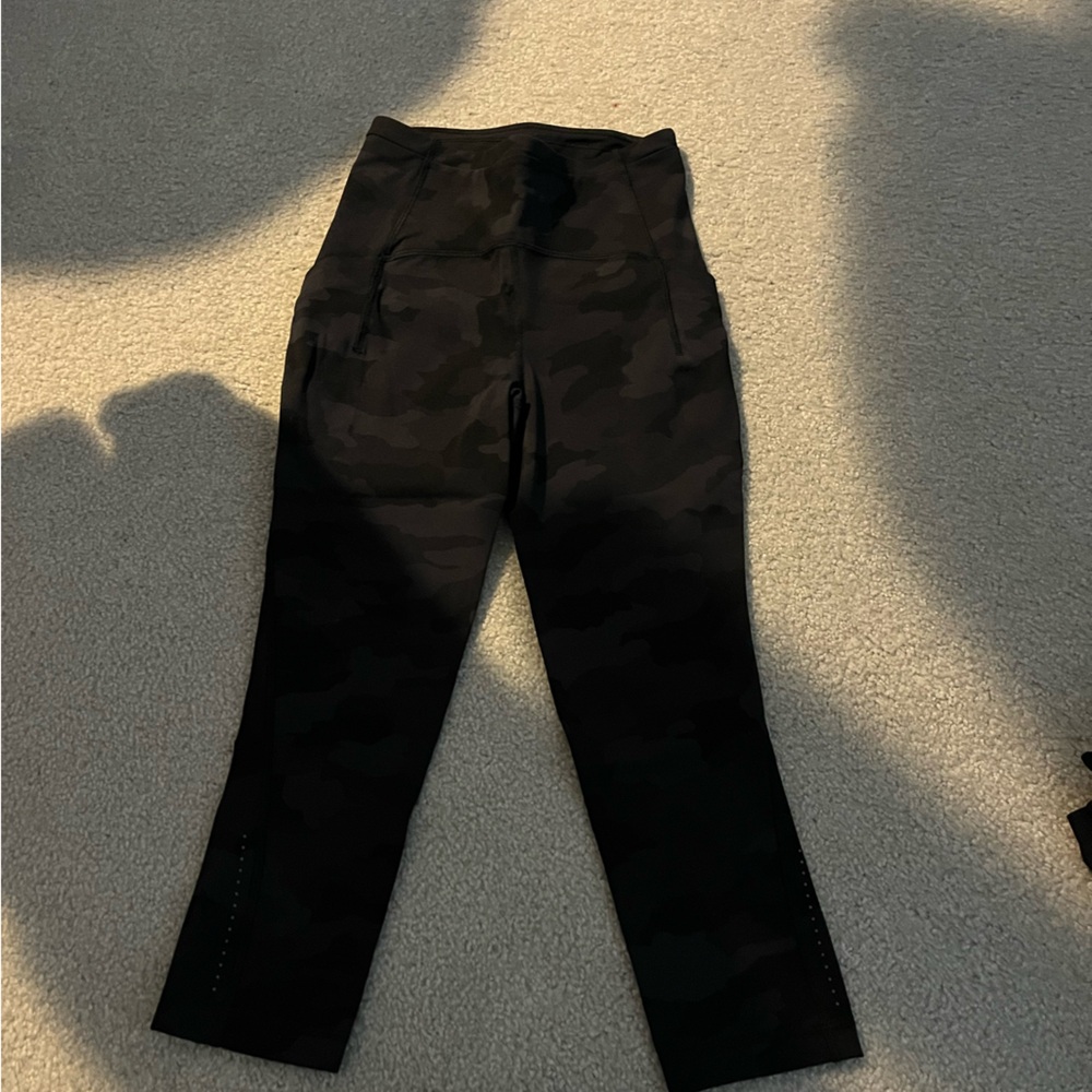 Lululemon Athletica Black Camo Leggings